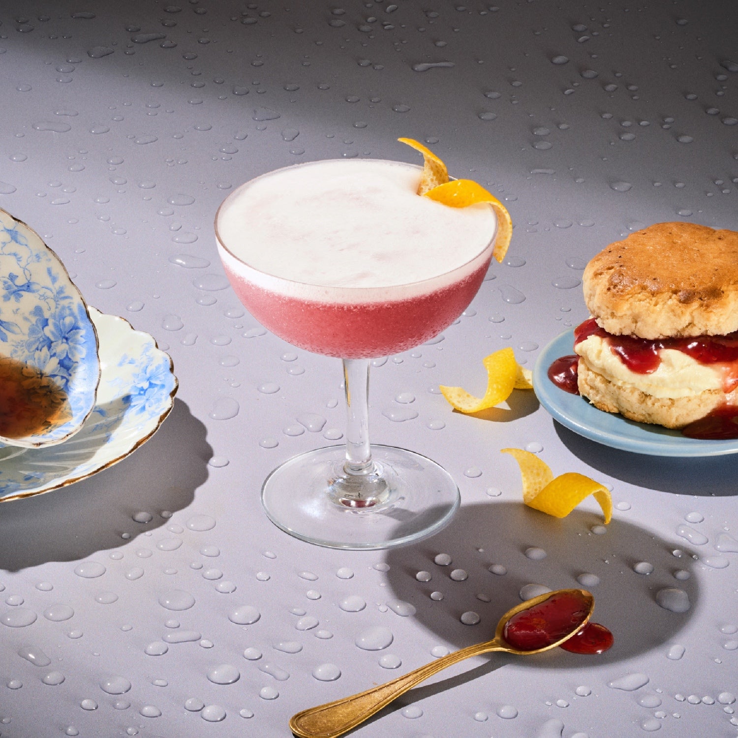 Tea in the Rain | London Drizzle Gin Cocktail Recipe | James Gin